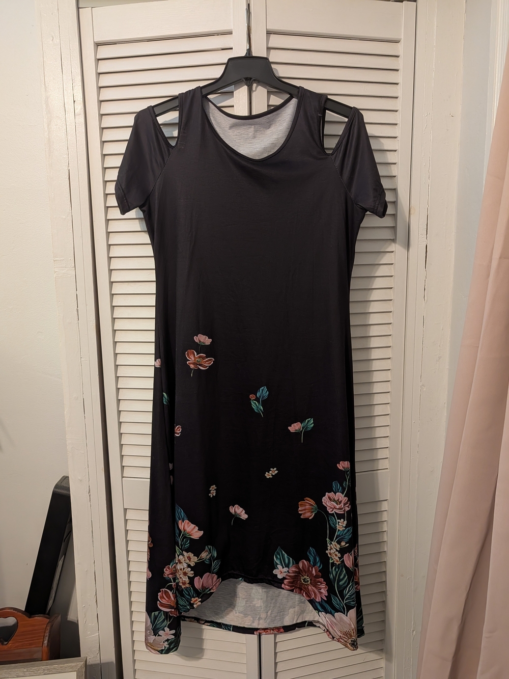 Black Floral Cold-Shoulder Midi Dress